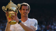 murray with wimbledon trophy