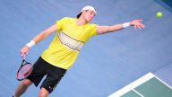 john isner serving