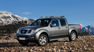 nissan navara 2010