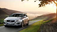 volvo v60 plug in hybrid 2013